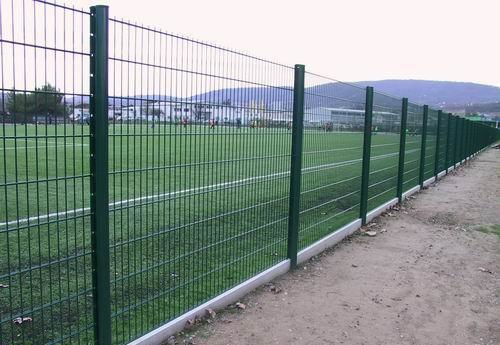 新疆護欄網廠家與金屬護欄選購指南，兼談新貴族跑步機售后服務